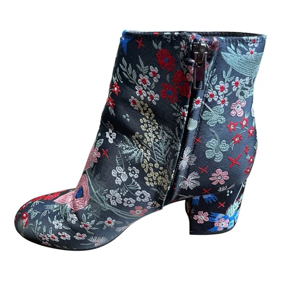 Zigi Soho Nydia Ankle Booties Boots Womens Size 6 Black Multi Floral Side Zipper - Picture 3 of 6
